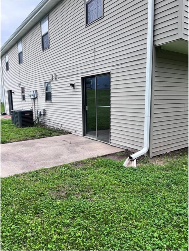 Photo - 421-421 Spring Ave Unidad 419 Spring Avenue