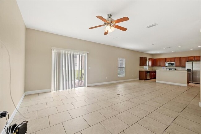 1469 Salisbury Dr