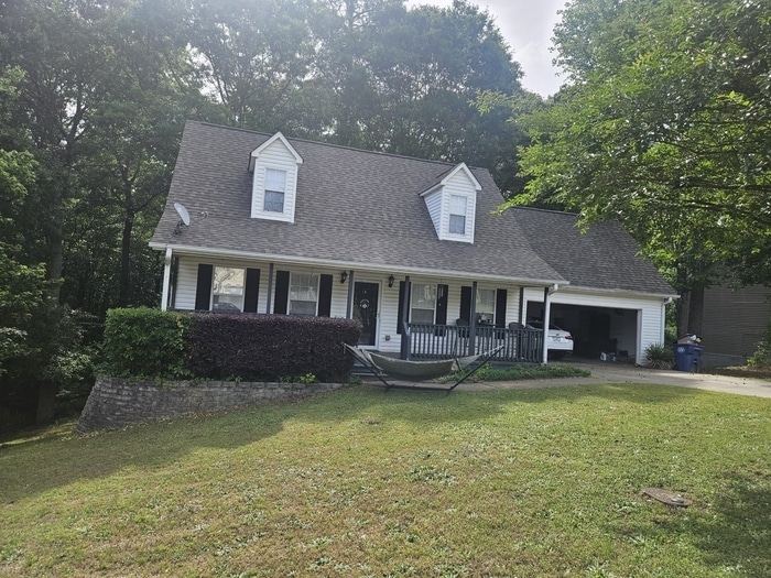Photo - 160 Williamsburg Way