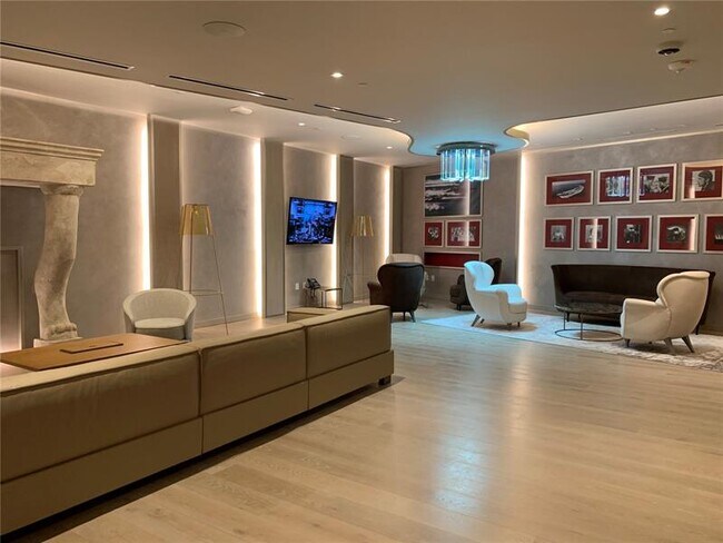 Photo - 1000 Brickell Plz