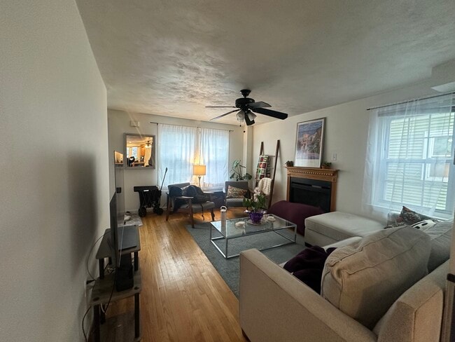 Photo - 174 Calumet St