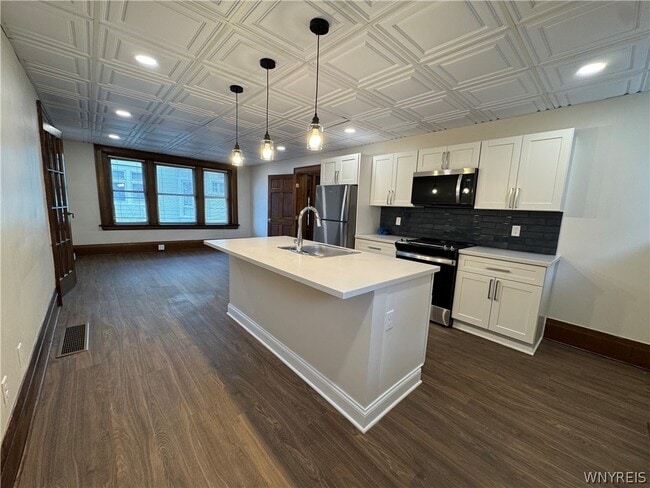 Photo - 85 Humboldt Pkwy