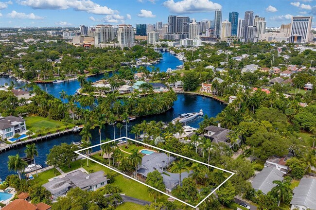 Photo - 913 Coconut Dr