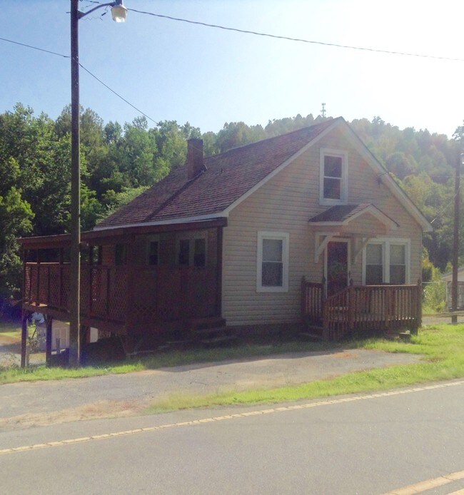 Photo - 2357 Collettsville Rd