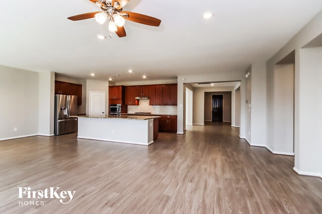 Photo - 25515 Kensington Lk Dr