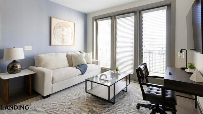 Photo - 101 S Center St Unidad 528