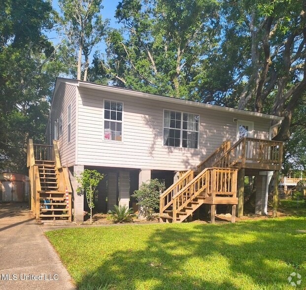 Building Photo - 1303 12th St Rental
