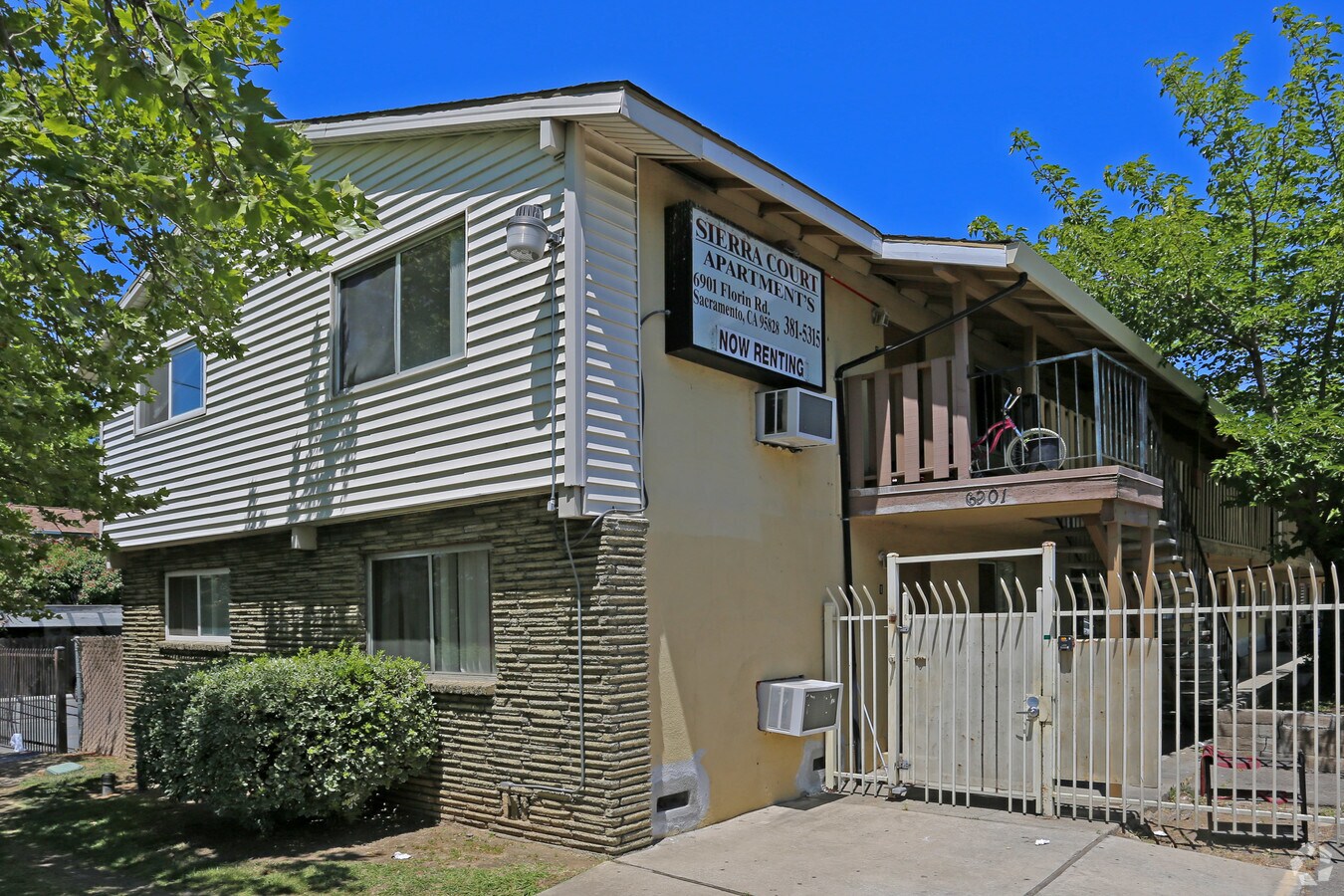 Sierra Court Apartments - Sierra Court Apartments