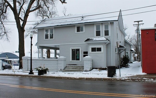 Photo - 26 Wabash St Unit 6