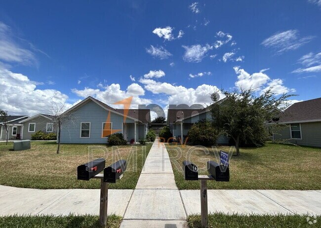 Building Photo - 1410 Quitaca Dr Unit D Rental
