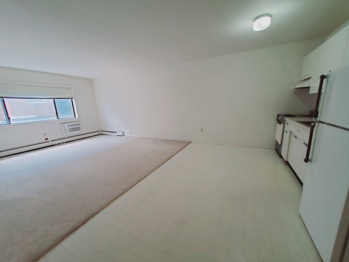 Photo - 960 Hope St Unit 1A
