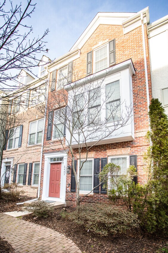Photo - 2443 Huntington Park Dr (Alexandria, VA)