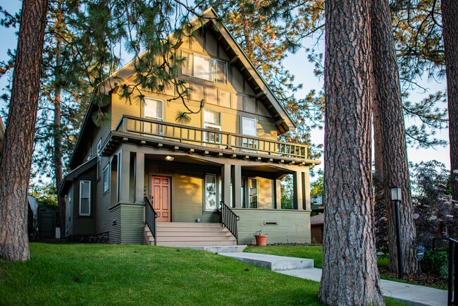 Photo - 1111 W 12th Ave Unit 1