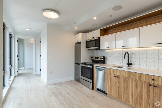 Photo - 56-62 W 125th St