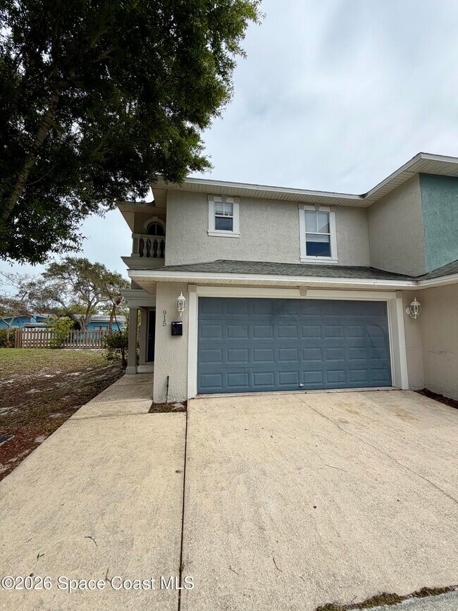 Photo - 915 Twisting Branch Ct