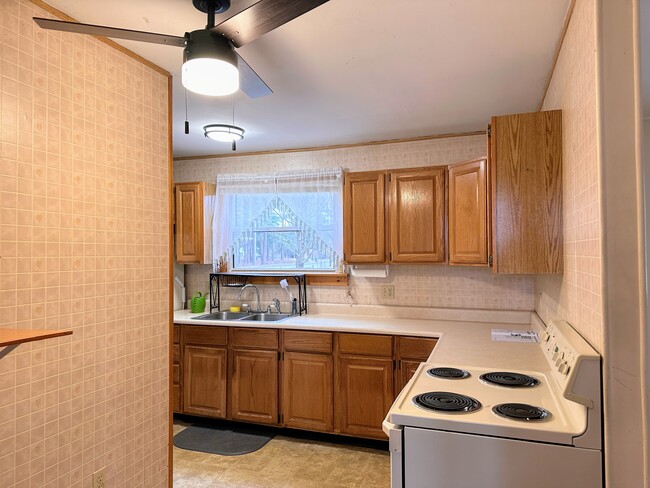 Photo - 251 Park Ave Unit B