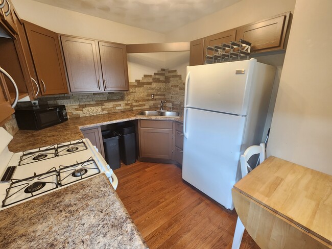 Photo - 111 Orchard St