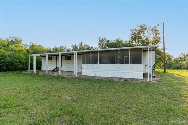 Photo - 1221 S Cesar Chavez Rd House