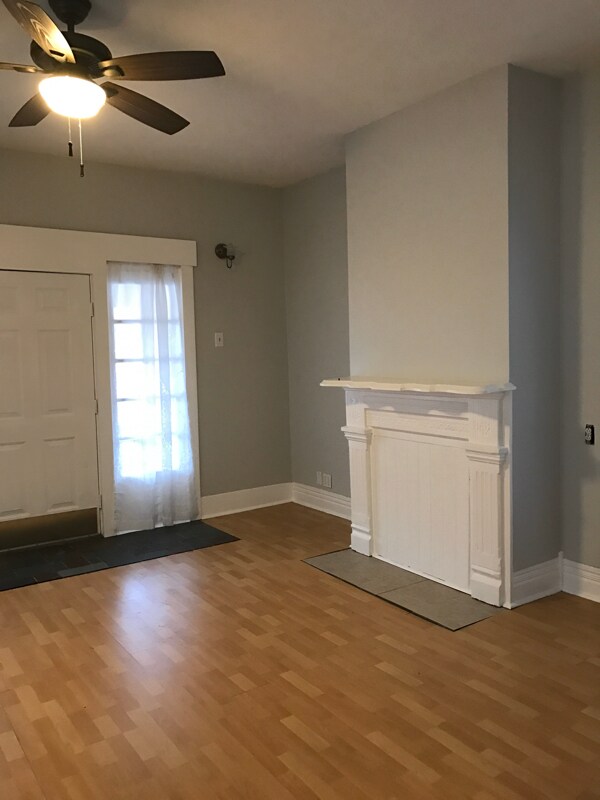 Photo - 213 Burns Ave