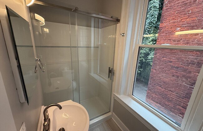 Photo - 2724 Jefferson Ave Unidad 2724-06