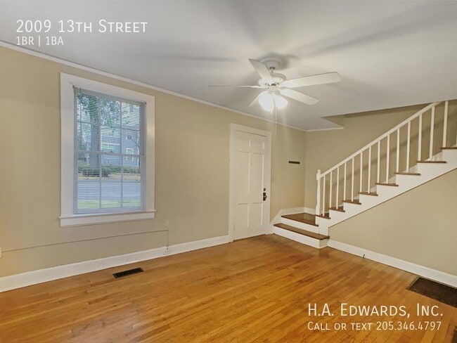 Photo - 2009 13th St