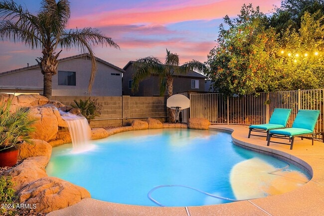 Photo - 1125 E Irma Ln