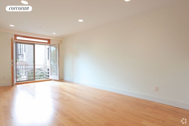 Building Photo - 150 S 1st St Rental