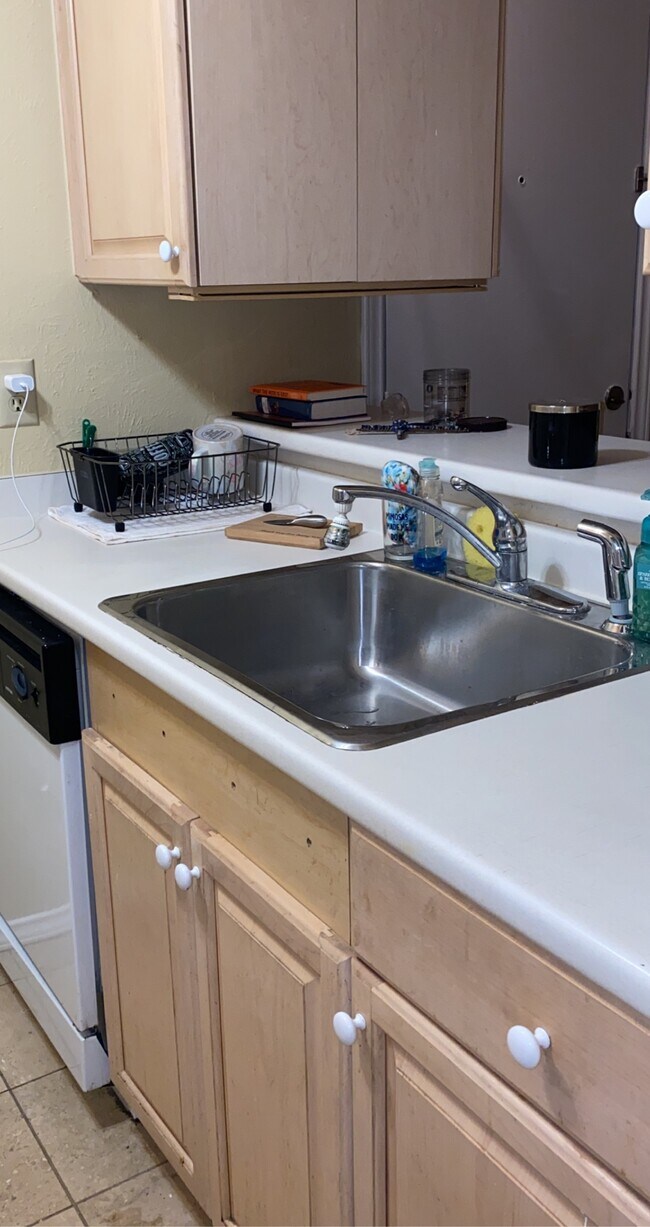 Photo - 7621 McCallum Blvd Unidad 112