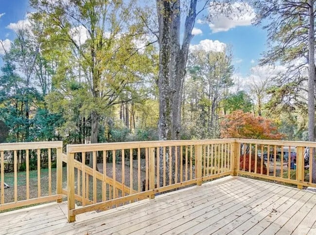 Photo - 5922 Amity Pl