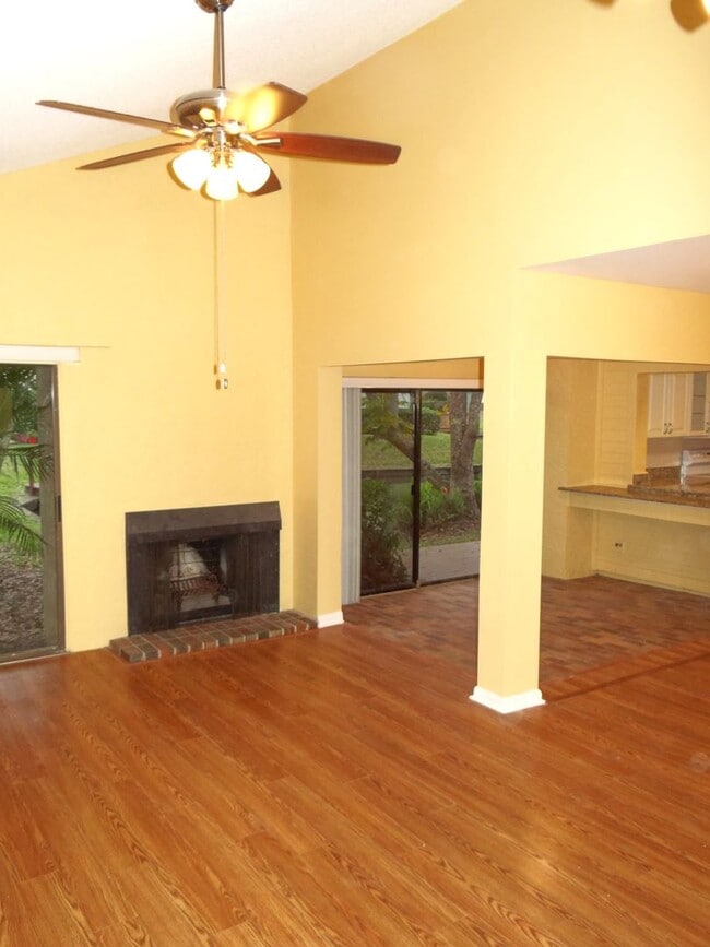 Photo - 2 bed / 2 bath condo - ask about move in discount