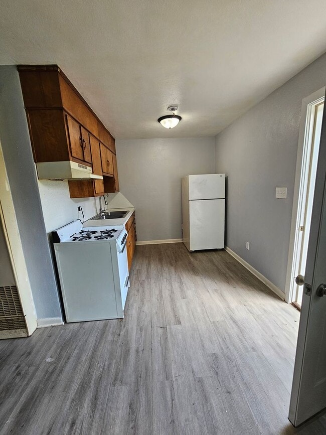 Photo - Hall Street Unidad #3