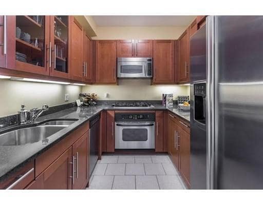 Photo - 1 Charles St S Unit 905