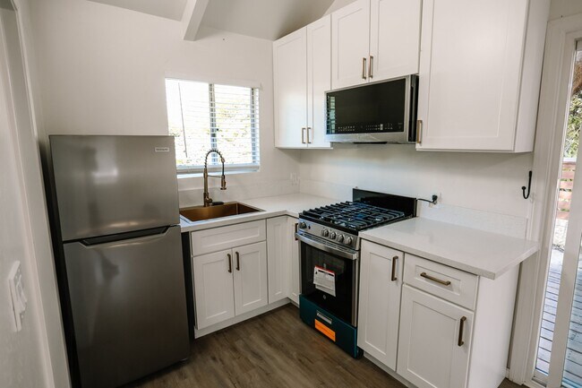 Photo - 31462 La Matanza St Unit 31462 B