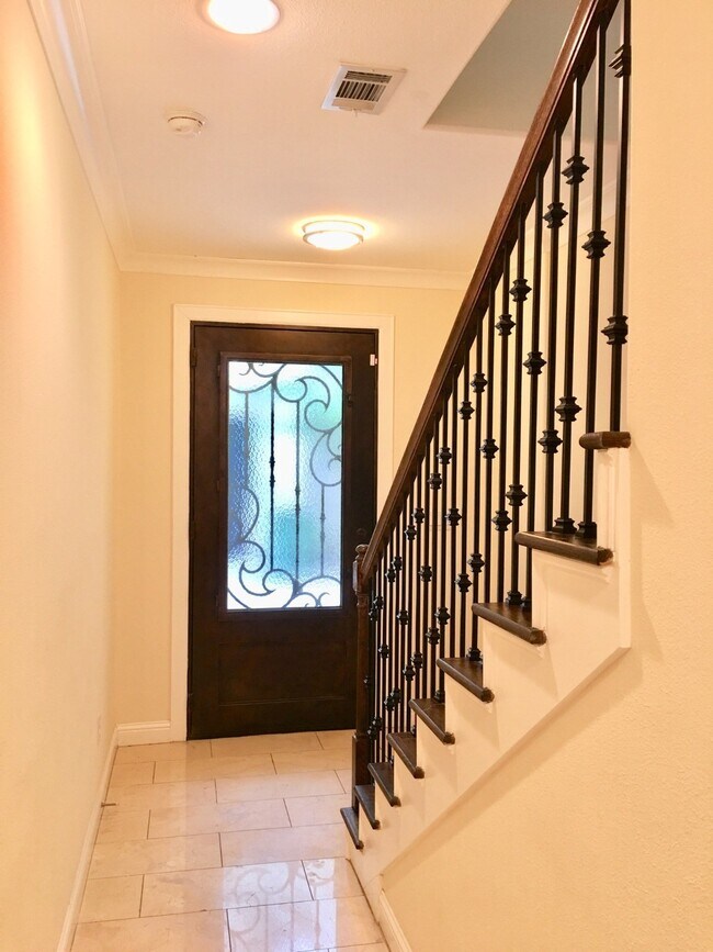 Photo - 5433 Kiam St