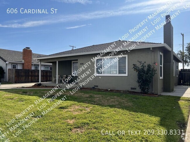 Building Photo - Remodeled 3 Bedroom Home