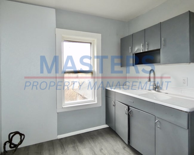 Photo - 237 Yondota St Unit Apt 3