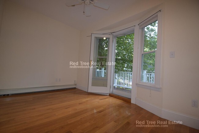 Photo - 10 Selkirk Rd
