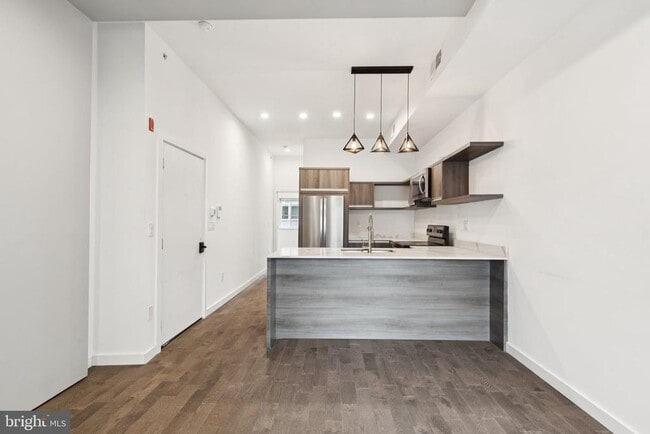 Photo - 2028 E Fletcher St Unit 2