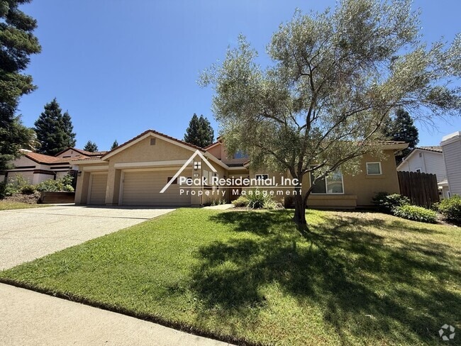 Building Photo - Beautiful Folsom 4bd/3ba Home with Pool!