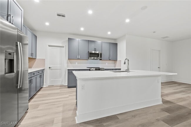 Photo - 13000 Georges Cay Pl Condo