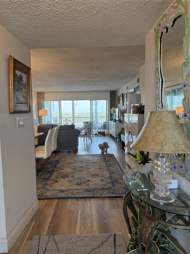 Photo - 1523 E Hillsboro Blvd Unit 1036