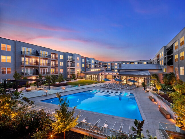 Building Photo - AVE King of Prussia Rental