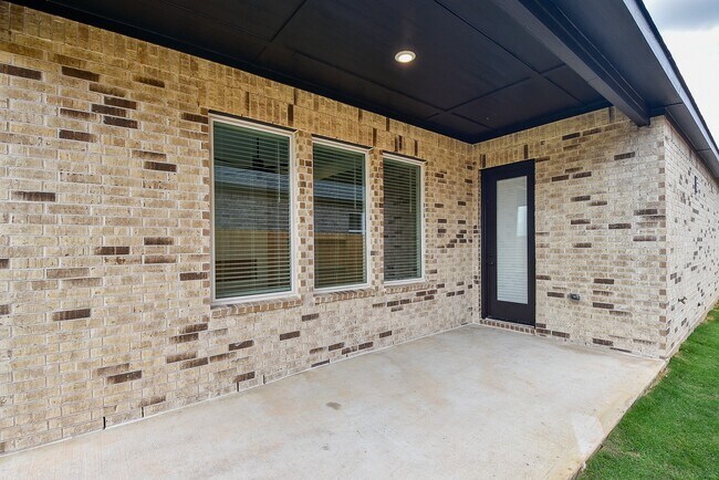 Photo - 7622 Ridgeside Dr