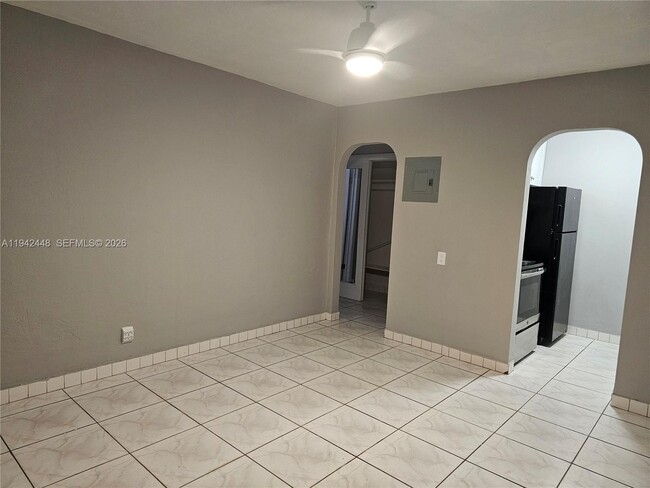 Photo - 1947 Funston St Unit 1