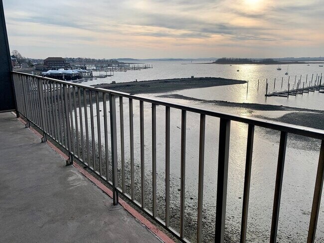 Photo - 247 Washington Ave Unit 00