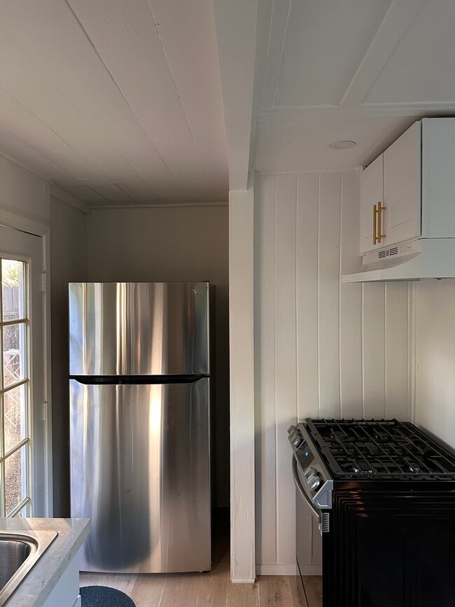 Photo - 21682 Encina Rd
