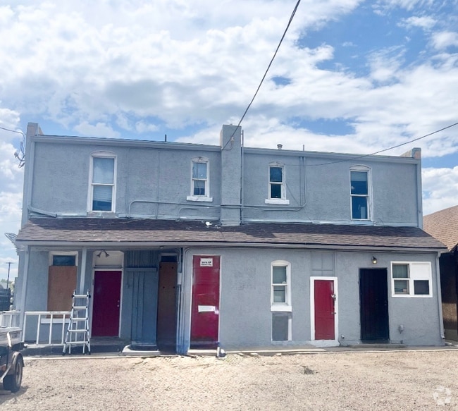 Building Photo - 1230 E Evans Ave Rental