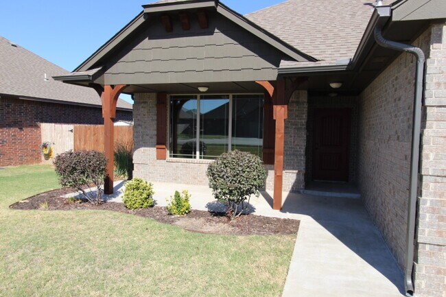 Photo - 20659 Landmark Dr