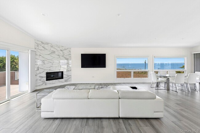 Photo - 588 Dune Rd