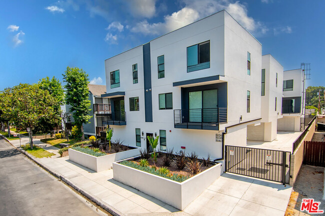 Photo - 5036 Riverton Ave Rental